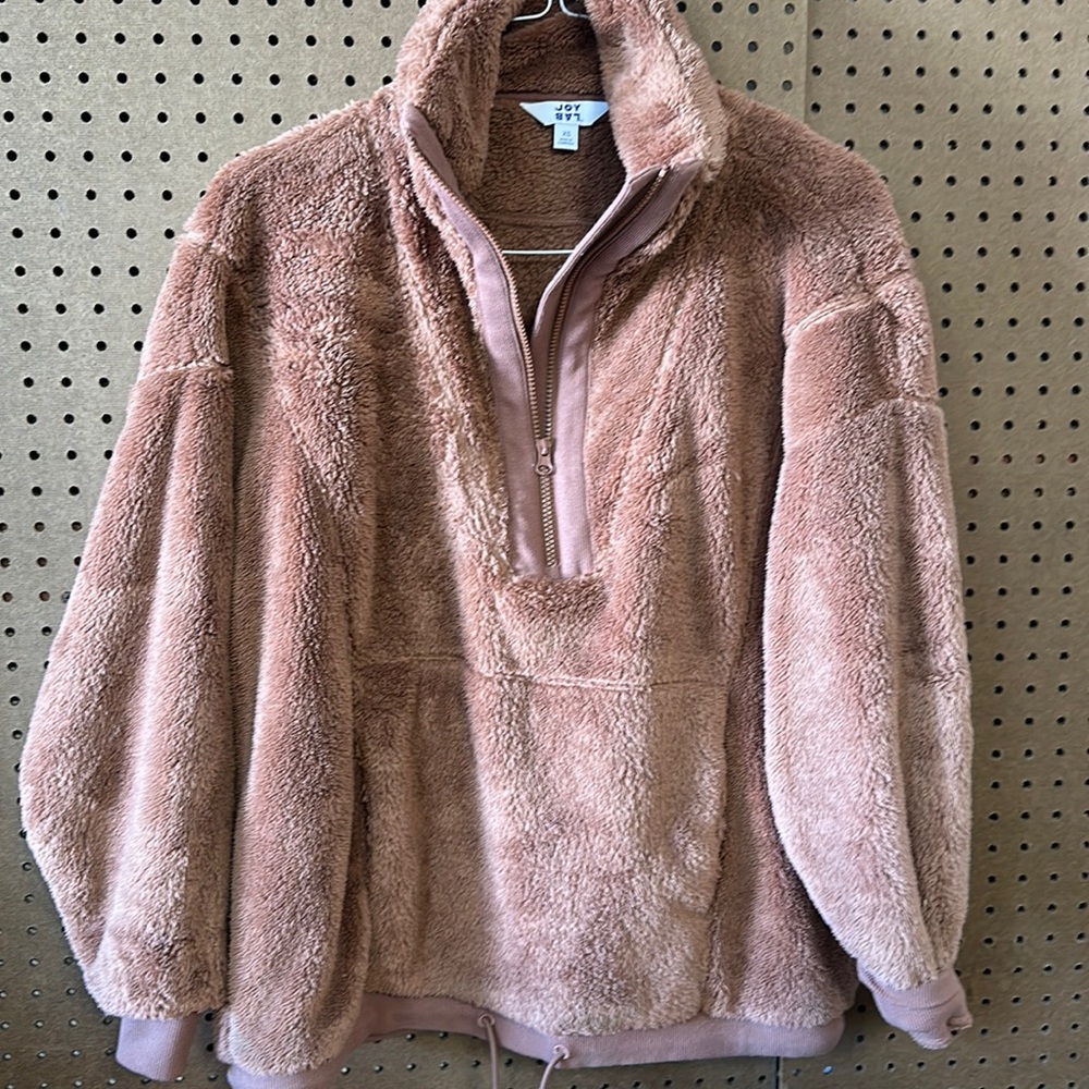 Target teddy pull over size XS